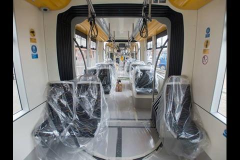 tn_hu-budapest_new_tram_interior.jpg
